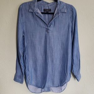 Banana Republic denim button back shirt size S